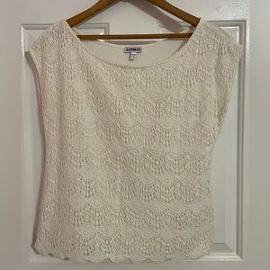 Express Eyelet Top